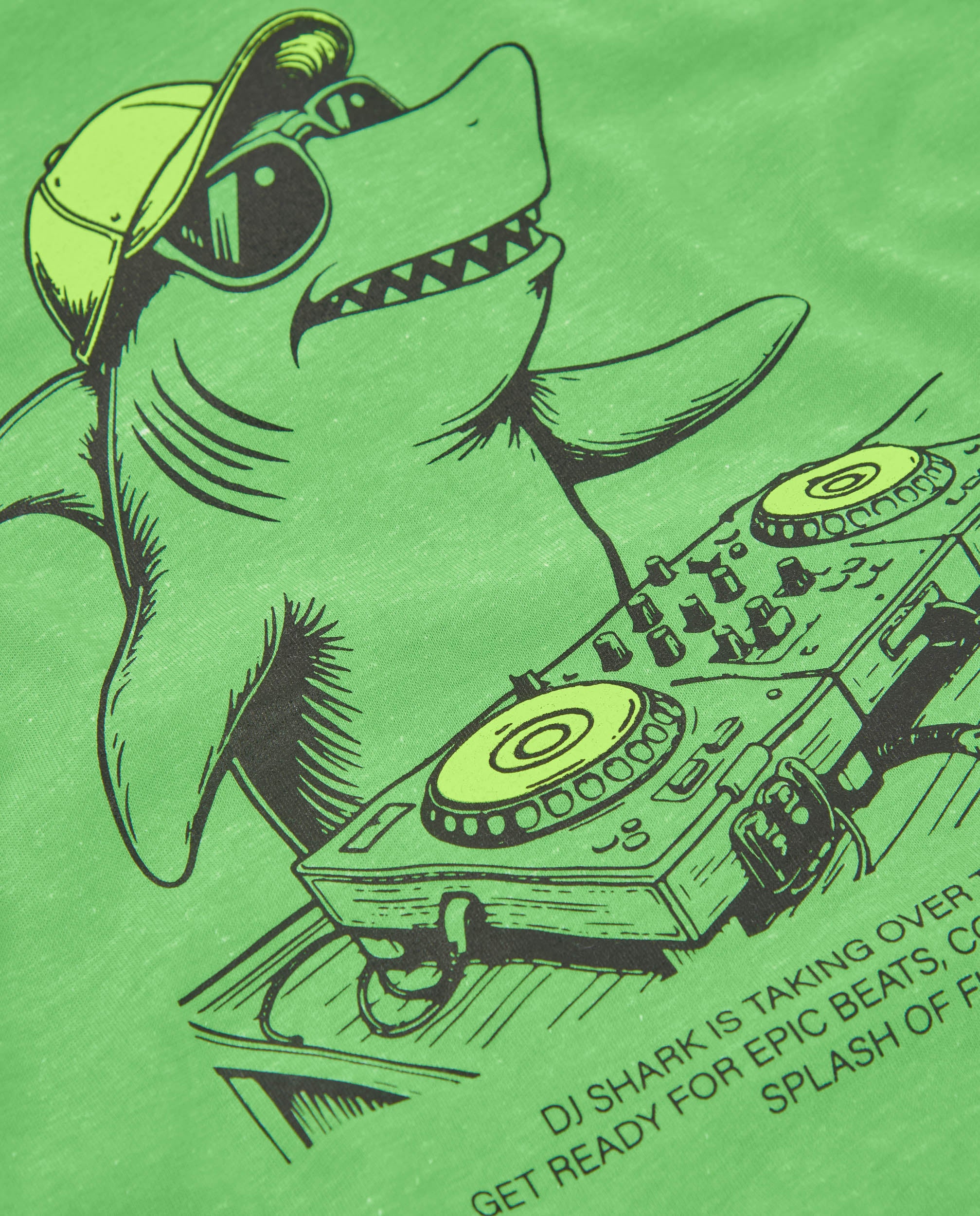 TucTuc Magliette T-Shirt Squalo DJ Verde Cotone