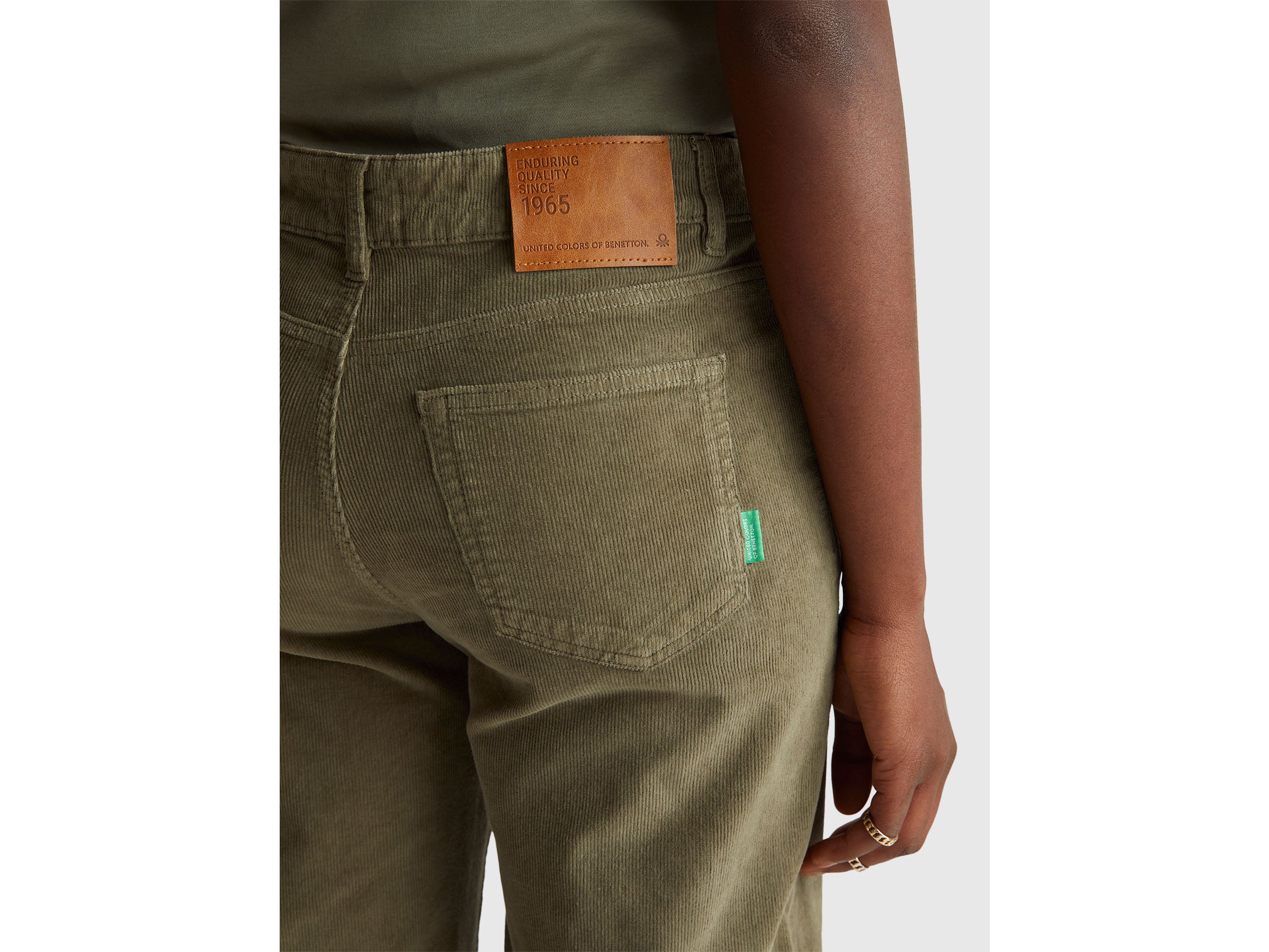 United Colors of Benetton pantaloni velluto wide fit cotone