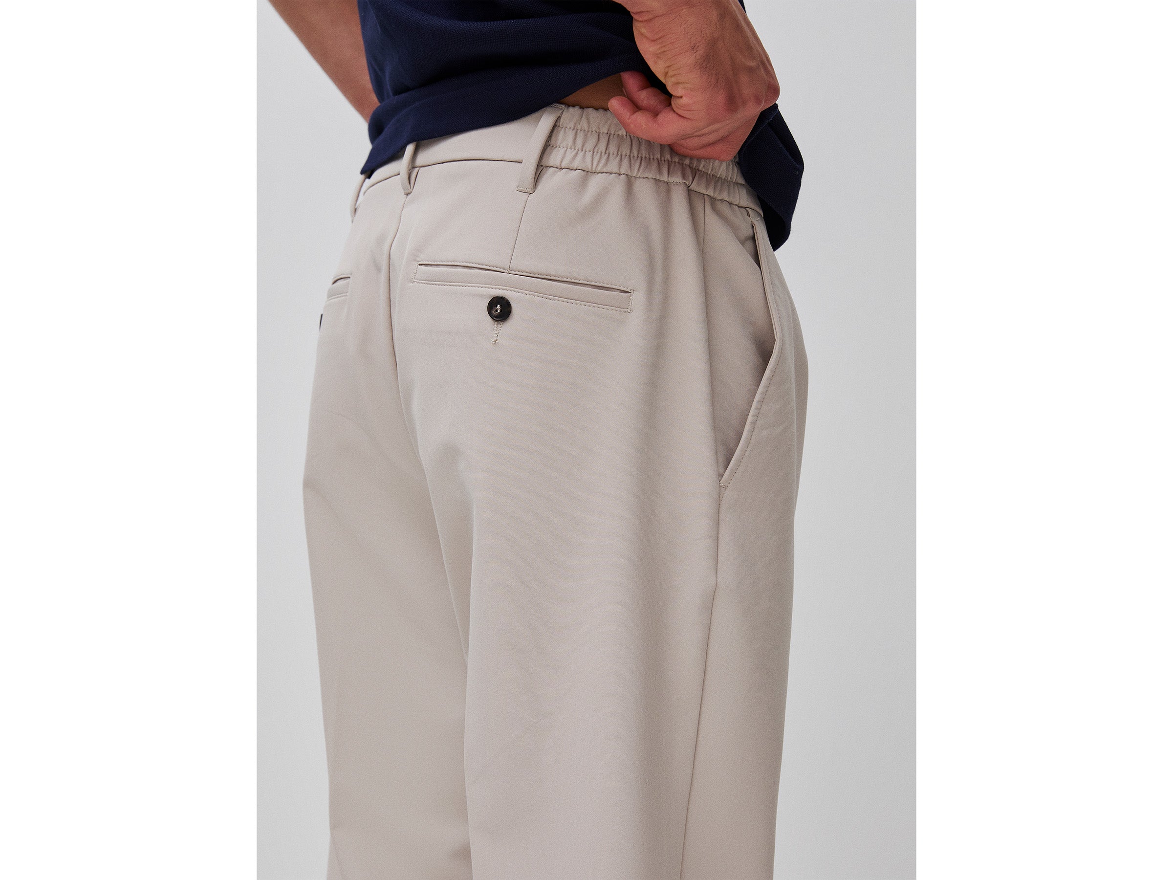 United Colors of Benetton Pantaloni lunghi con pince tessuto stretch