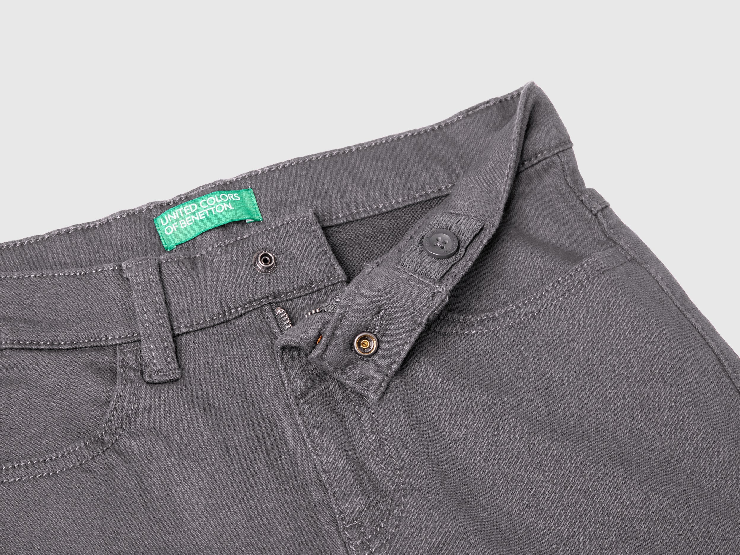 Benetton Trousers Pantalone carrot fit cotone elasticizzato