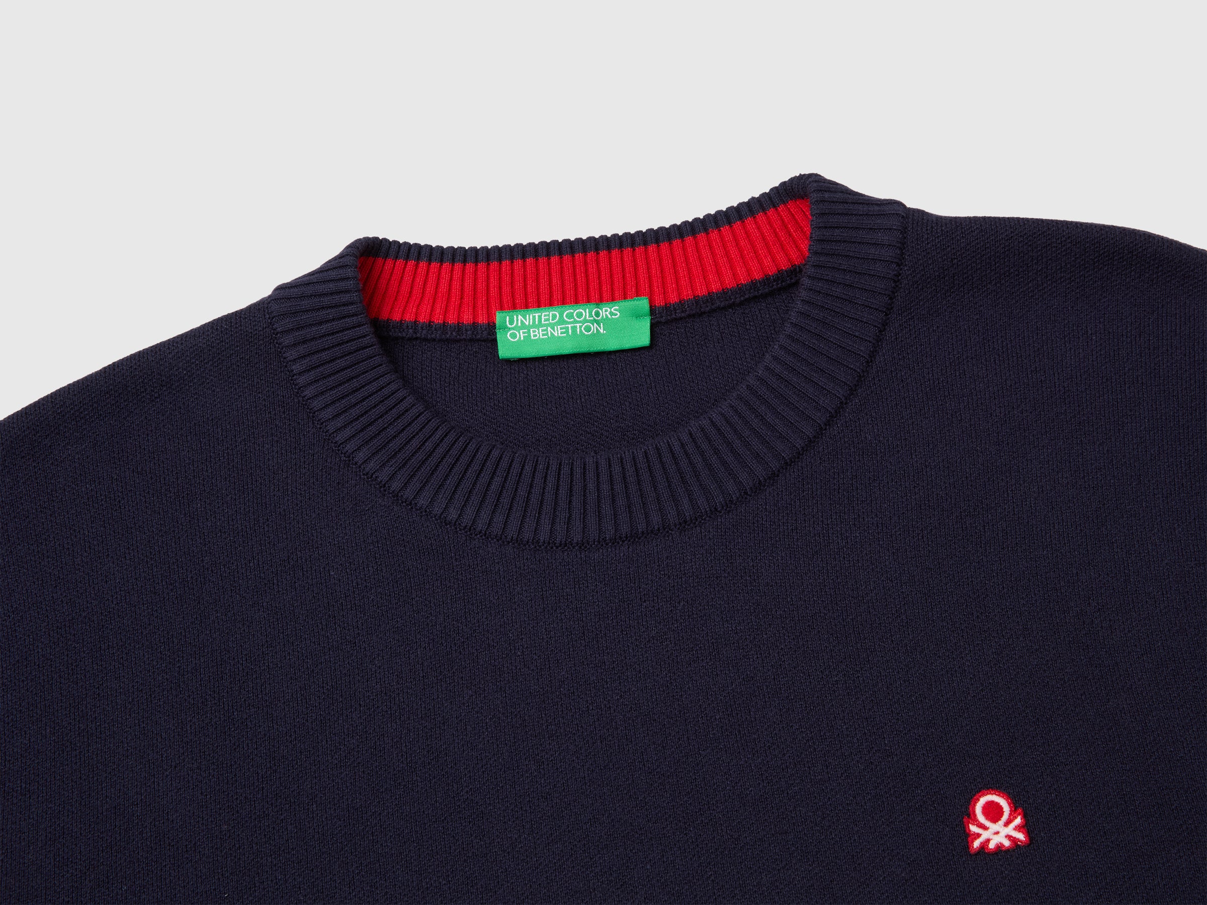 United Colors of Benetton 1UAEU10B6 Maglione Cotone Relaxed Logo