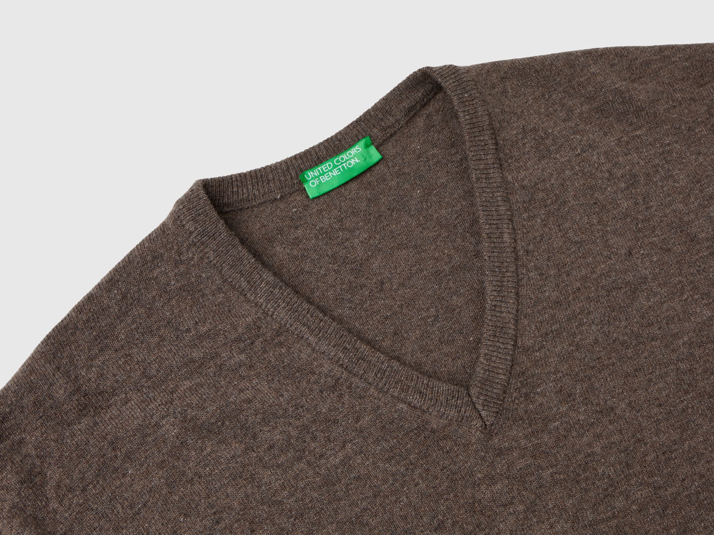 United Colors of Benetton Maglione Lana Merino scollo a V grigio