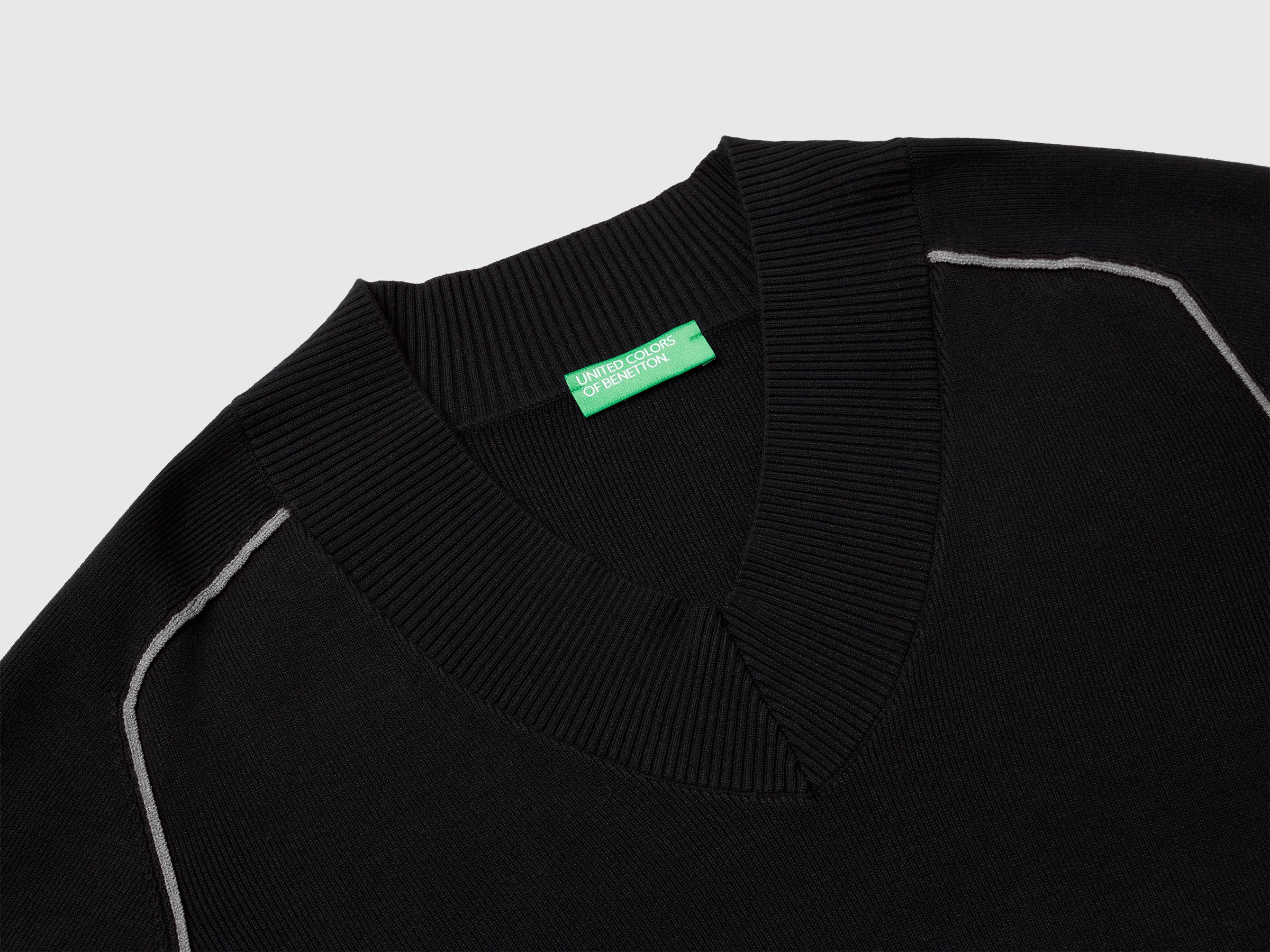 Benetton Sweaters maglione scollo V M viscosa ecovero