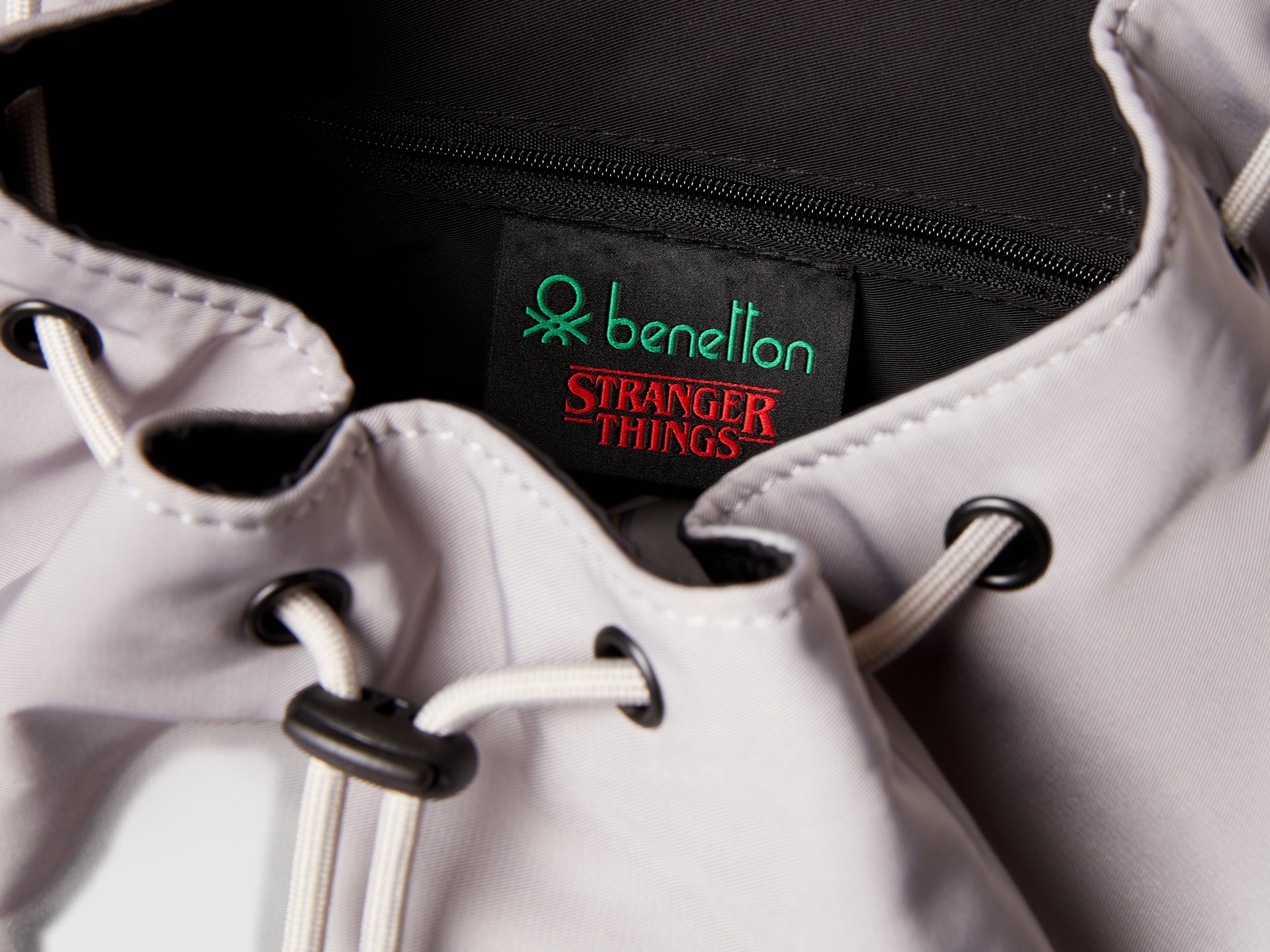 United Colors of Benetton Stranger Things zaino nylon bicolore
