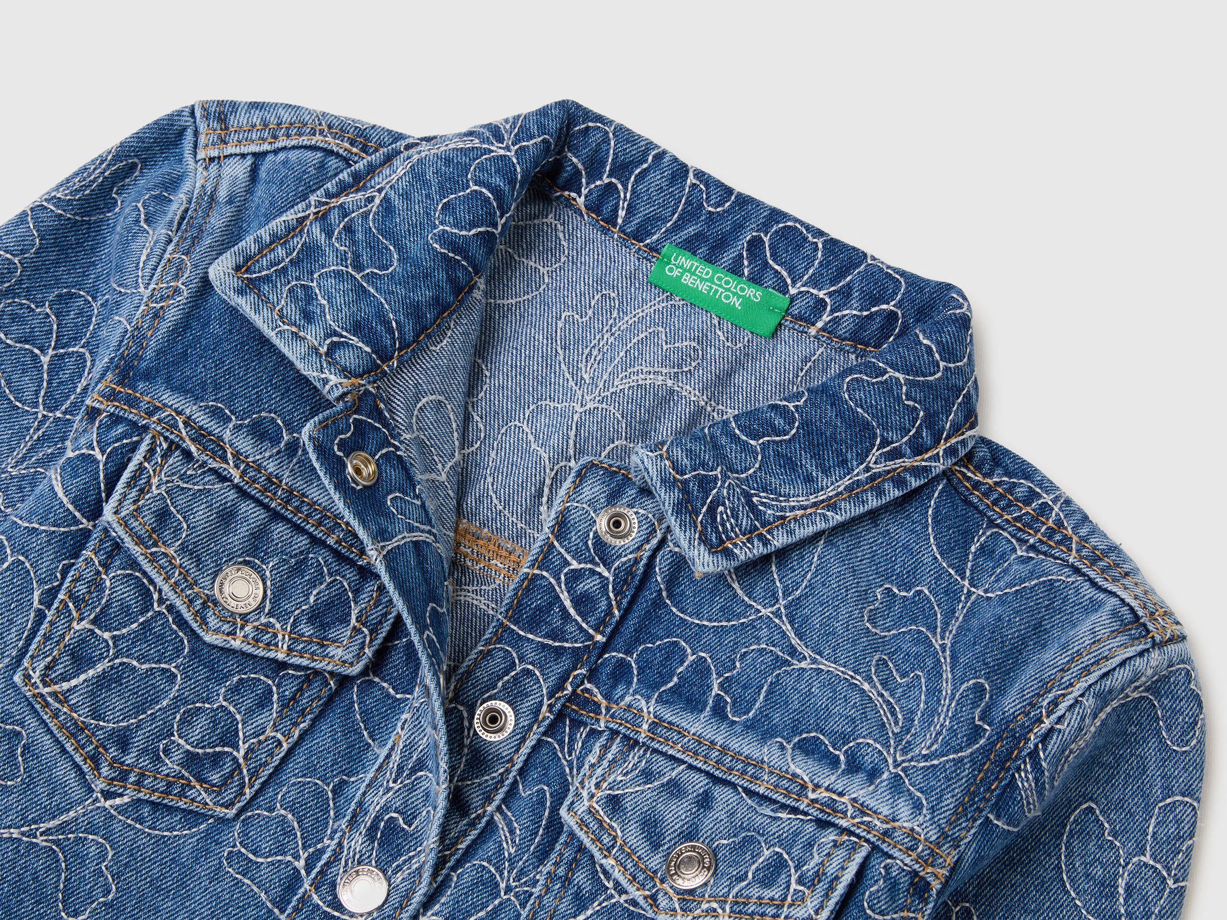 United Colors of Benetton Denim giacca jeans ricamata 104 cotone