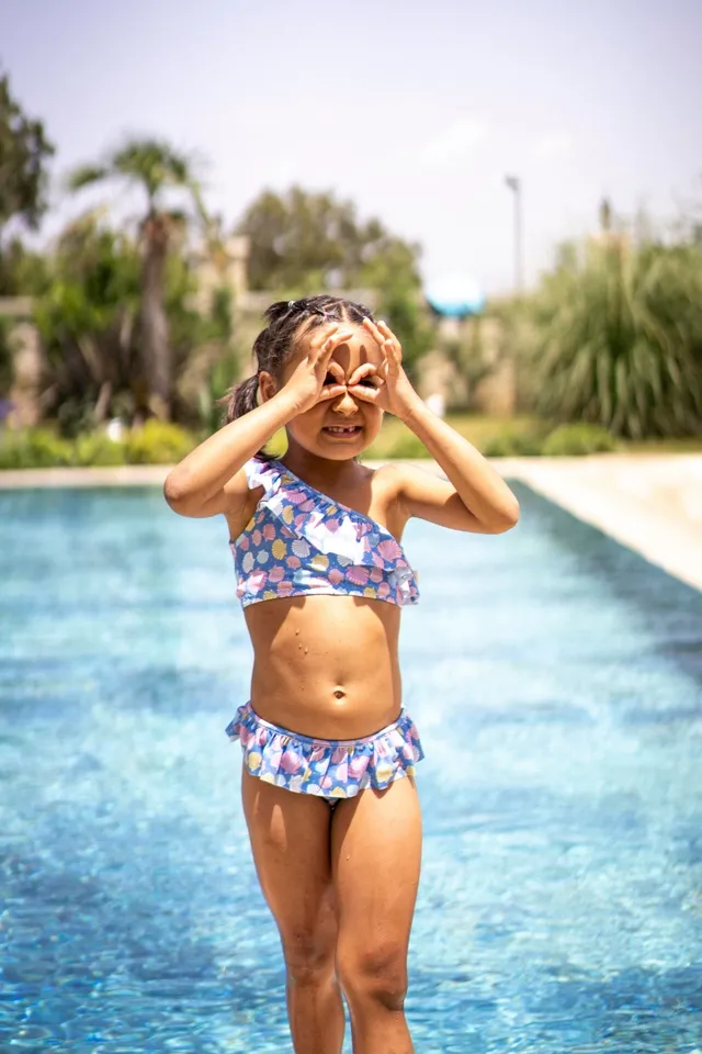 Miela Kids Conchiglie bikini bambina monospalla volant