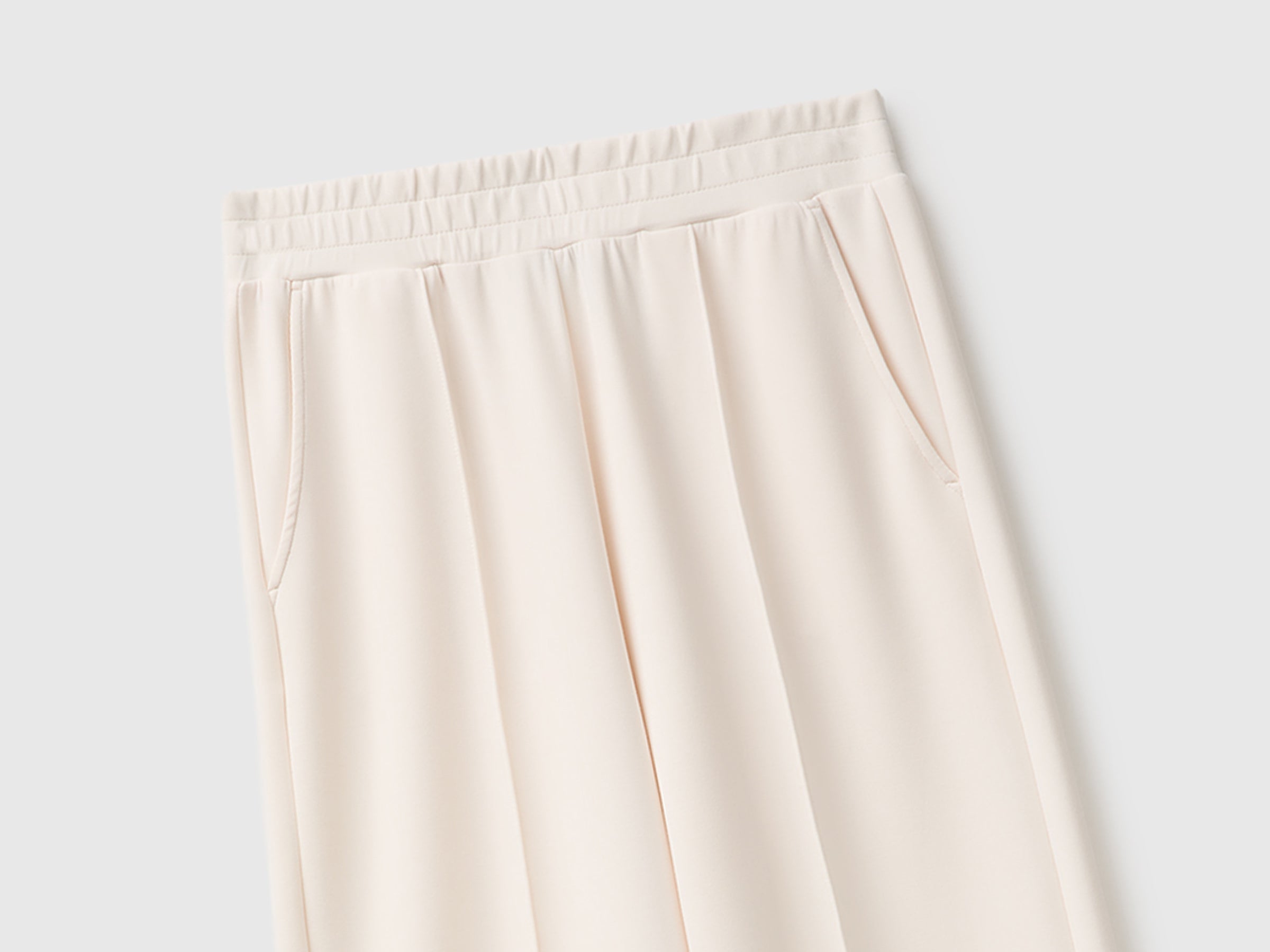 United Colors of Benetton Pantaloni Fluidi Modal Comfort
