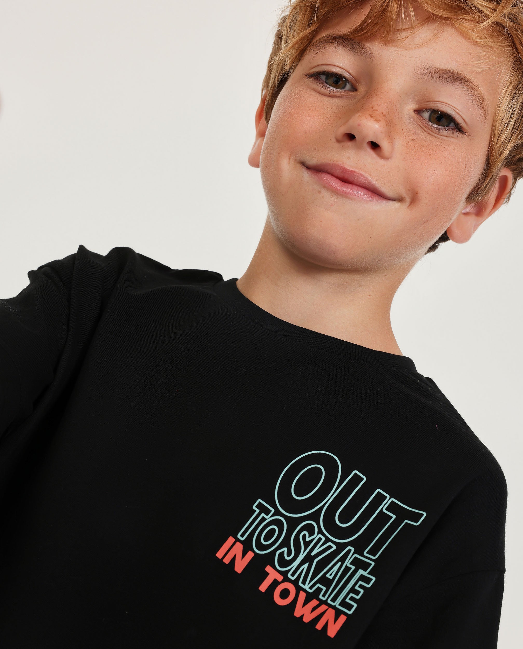 TucTuc Magliette bambino nero stampa skate maniche corte