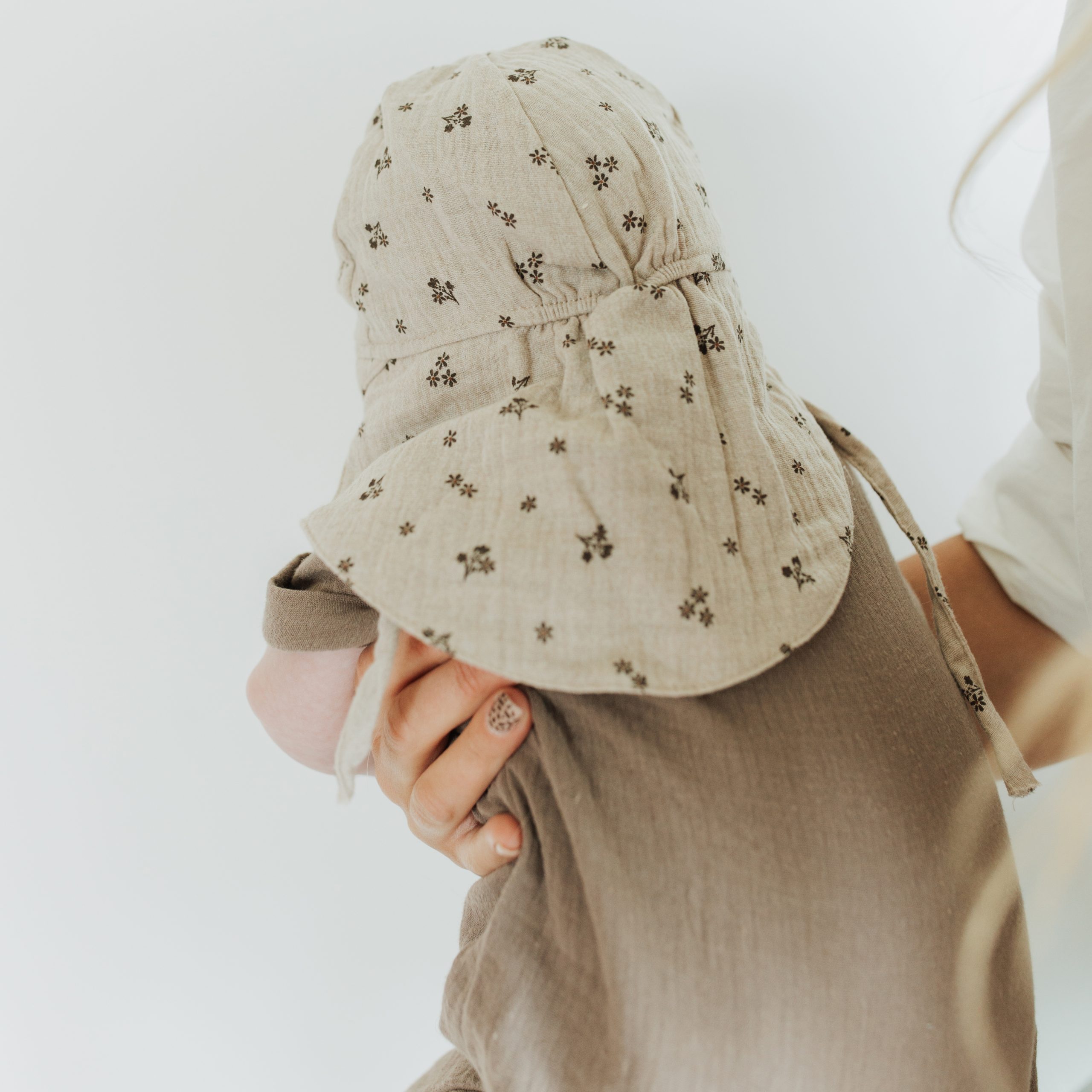 Woolly Organic Baby Hats cappello sole neonato mussola cotone SS25