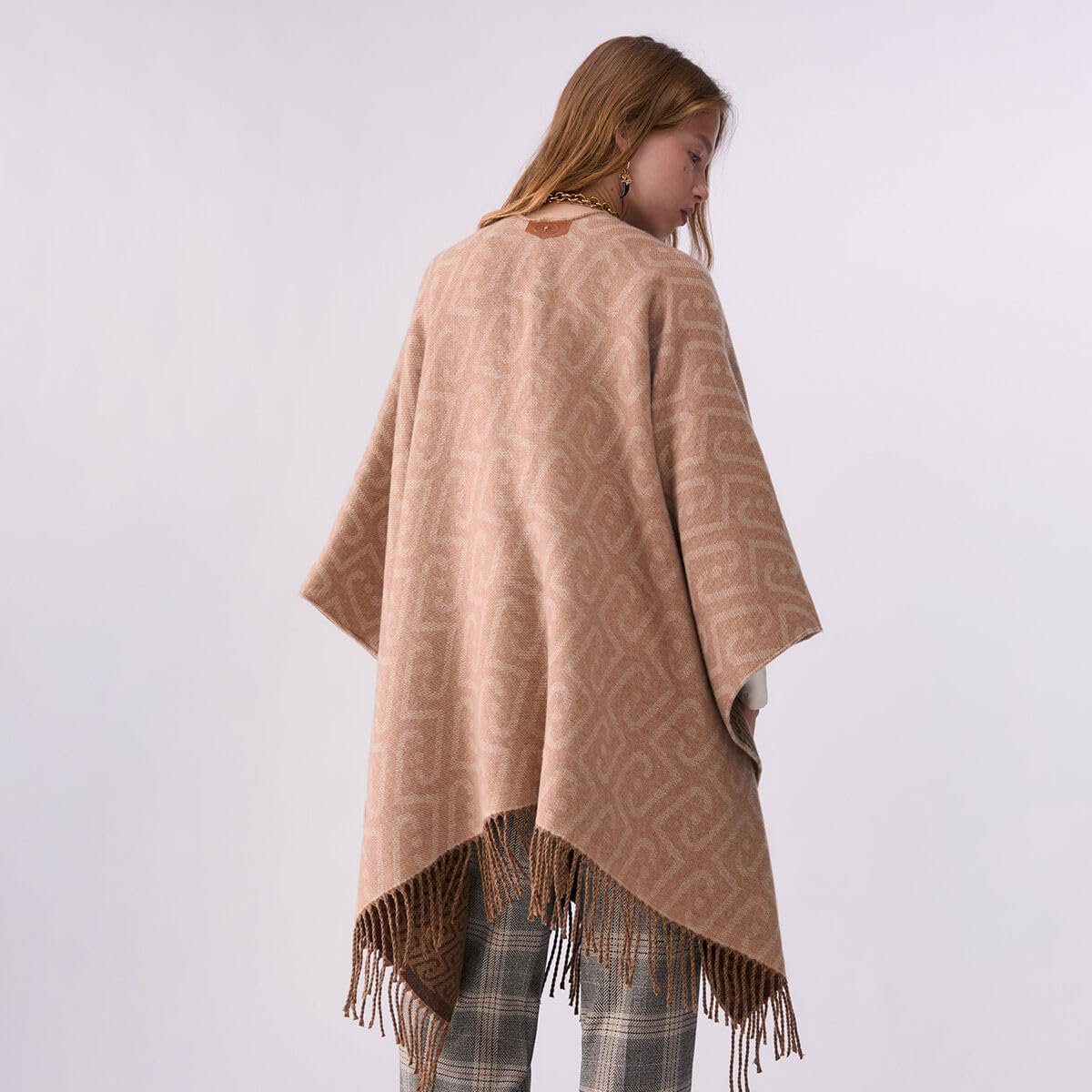 Liu Jo Poncho Monogram Jacquard Cammello Reversibile Frange