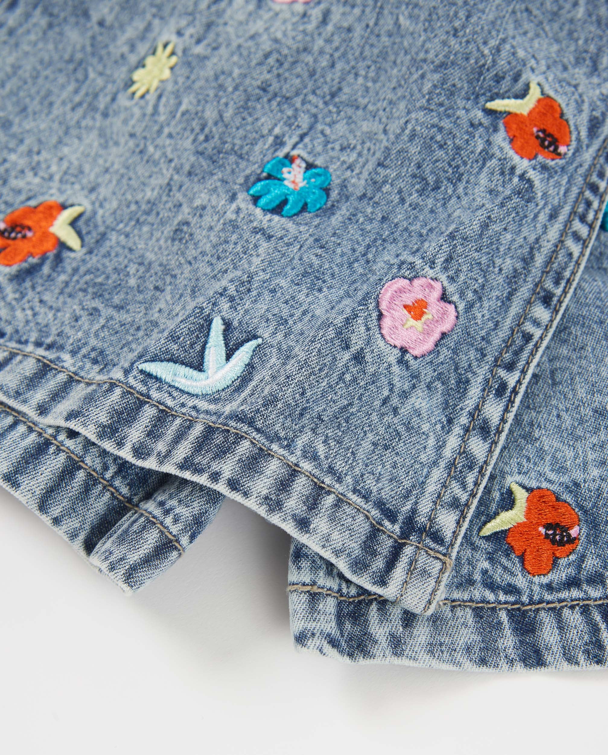 TucTuc Bermuda Shorts Bambina Jeans Ricamo Fiori