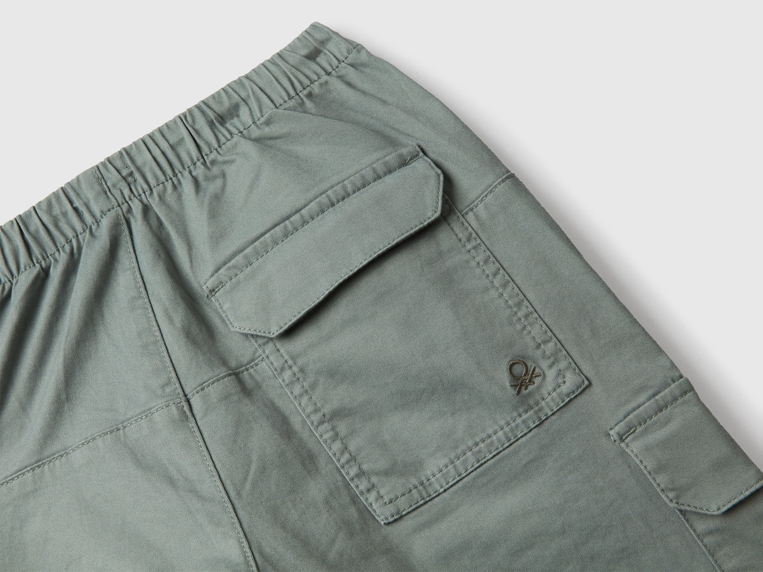 United Colors of Benetton pantaloni parachute cotone stretch